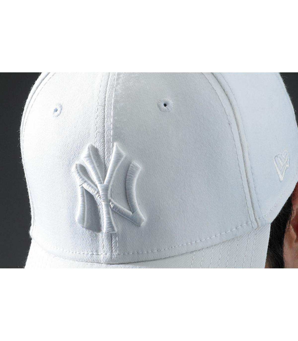 New Era 39Thirty ny weiss